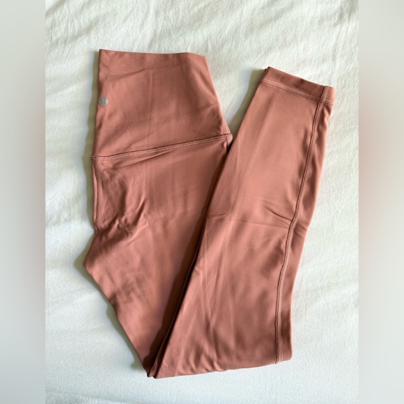 Women's Pink Lululemon Leggings - Picture 1 of 1